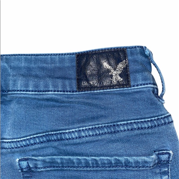 American Eagle Shorts - Picture 4 of 4